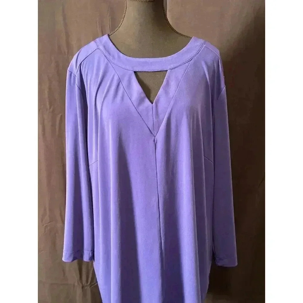 Plus size Simomton Says 3X Royal Blue blouse with peekaboo neckline